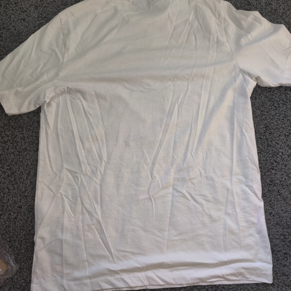 IZOD men's white graphic t shirt - Picture 4 of 4